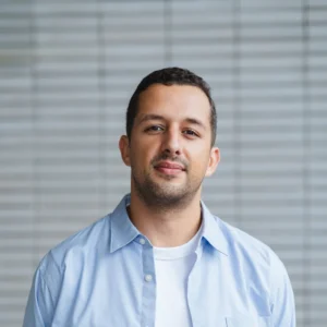 Ilias Azdoufali, Gründer von Studio Renders